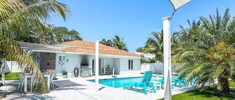 Ulkouima-allas, lämmitetty uima-allas