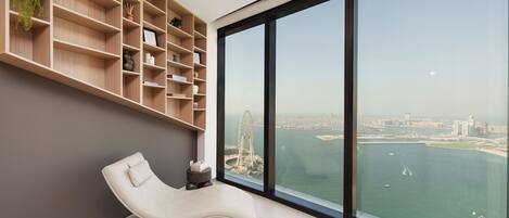 Executive Apartment | Living area