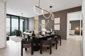 Executive Apartment | Dining room
