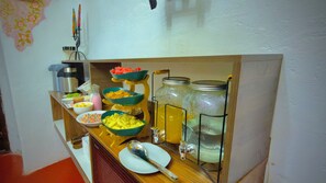 Tägliches inbegriffenes Frühstücksbuffet