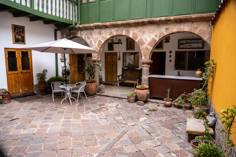 Andean Palace Boutique