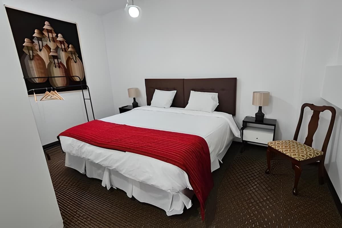 1 bedroom, free WiFi, bed sheets