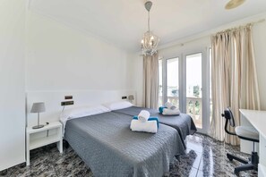 4 habitaciones, cuna de viaje, wifi gratis y ropa de cama