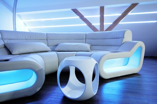 SPACE Loft: Futuristic design on 2 floors near the university/IGA 27/trade fair