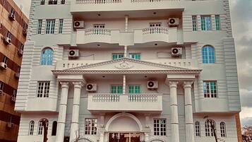 Bagian depan properti