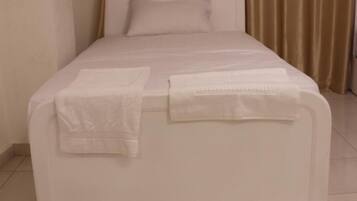 Apartemen Kota | 2 kamar tidur, meja kerja, setrika/meja setrika, dan Wi-Fi gratis