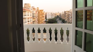 Apartemen Kota | Pemandangan dari kamar