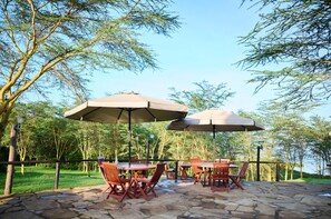 Terrace/patio - PELICAN LODGE - LAKE ELEMENTAITA (Gilgil)