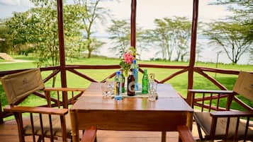 Grand-Ferienhaus, 1 Queen-Bett, Seeblick | Blick vom Balkon