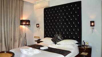 Executive Double or Twin Room | 2 bedrooms, premium bedding, down duvets, pillow-top beds