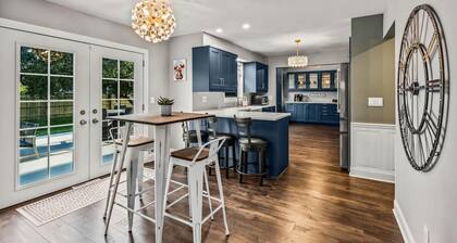 RubyRoofResidence-Milwaukee: 10 Min Walk to Fiserv Forum