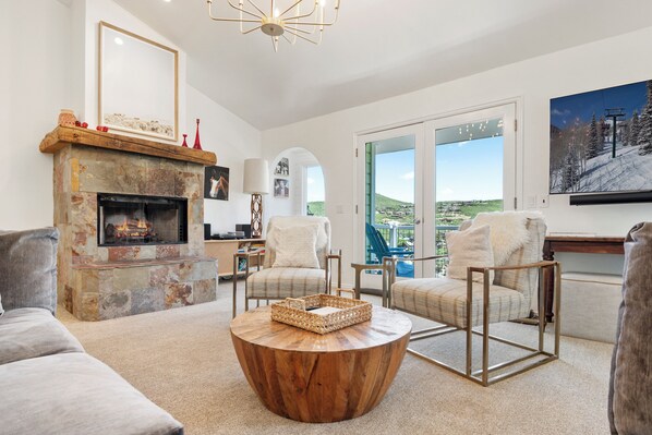 40-inch flat-screen TV with digital channels, fireplace - Old Town Views by Park City Vacations (Park City)