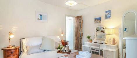 2 habitaciones, wifi gratis y ropa de cama