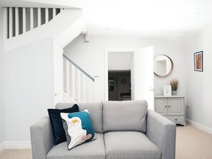 Interior - Basin Cottage - UK45209 (Whaley Bridge)