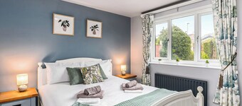 3 bedroom accommodation in Sheffield