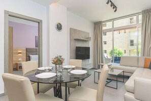 Grey 102 | In-room dining - Grey - Elegant Apartments in Awkar (Mazraet El Hadira)