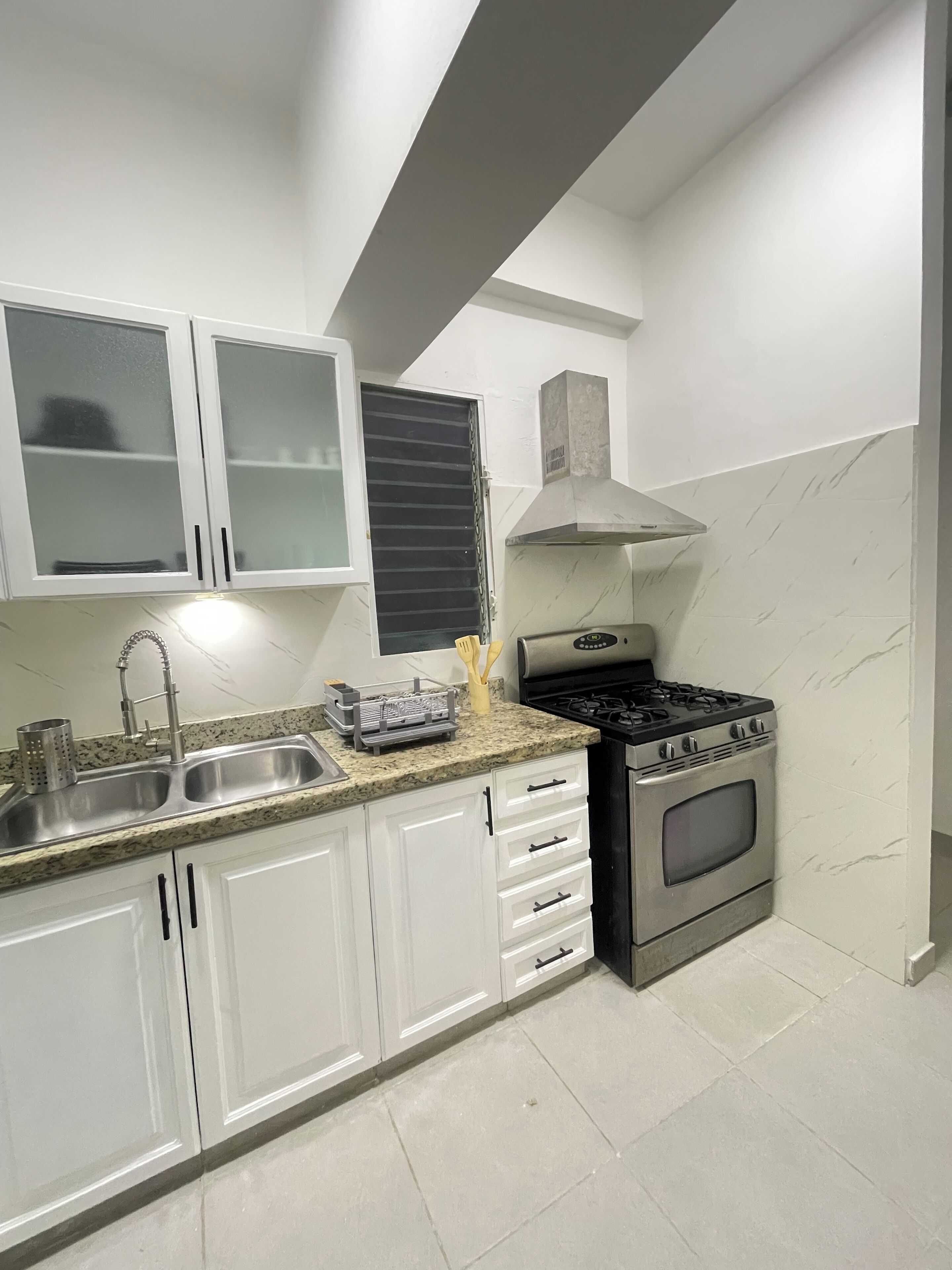 Microwave, oven, dishwasher