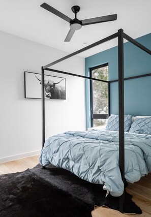2 slaapkamers, een strijkplank/strijkijzer, wifi, beddengoed