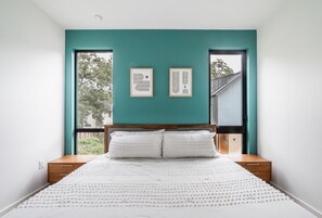 2 多间卧室、熨斗/熨衣板、WiFi、床单