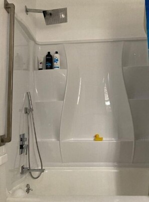 Hair dryer, towels, soap, shampoo - 3BR for 1-8pp - 1/3mile Med Cen - 1/2mile Rice Uni (Houston)