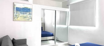 Steps Luquillo Beach. Cozy Family Resort, 27 Guests, Free Continental Breakfast