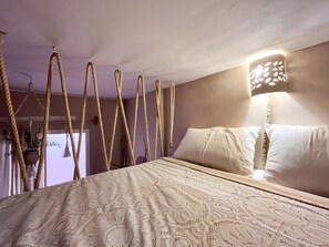 6 bedrooms, WiFi, bed sheets - Cozy room in Desart Hostel (Agadir, Souss-Massa, Morocco)