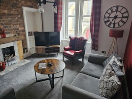 Apartment | Living area | Smart TV, Netflix, streaming services