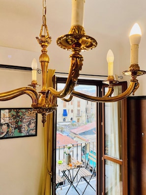 Apartment, 1 Bedroom, Balcony, City View | Interior