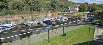 Snug - Fountain Bank Apartment