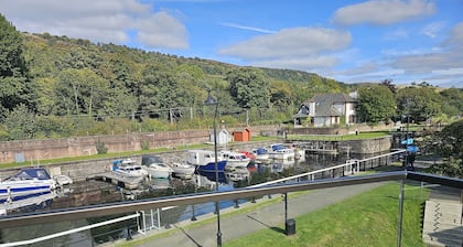 Snug - Fountain Bank Apartment