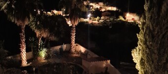 Casa Tropical, serene poolside retreat in nature. 