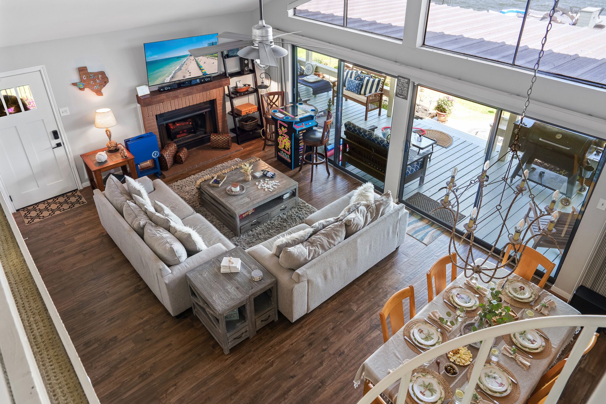 Smart TV, fireplace, video games, DVD player