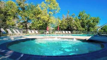 Alberca al aire libre