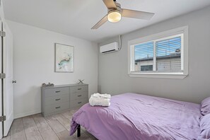 1 bedroom, in-room safe, desk, iron/ironing board