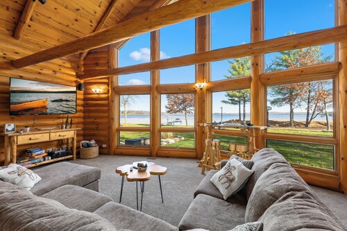 MillMann's Lodge on Dam Lake SaunaPontoonSwim GAME ROOM