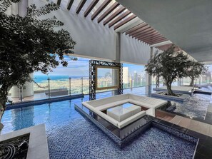 3 bedrooms - Quasi-hotels - Luxury 3-beds in Paramount Midtown (Dubai)