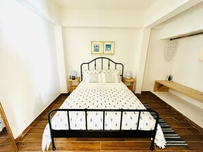 1 bedroom, iron/ironing board, free WiFi, bed sheets