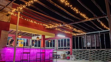 Bar (di hartanah)