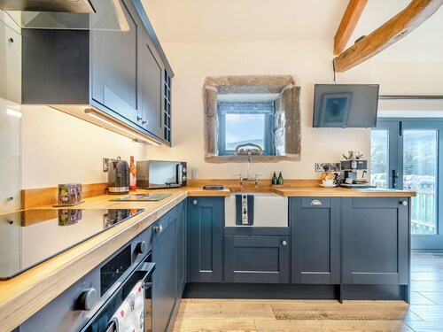 Little Esklets - UK45252