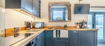 Little Esklets - UK45252