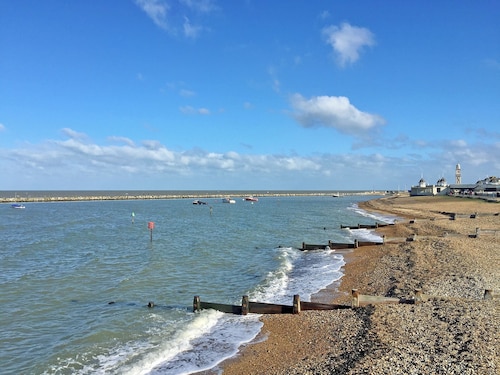 2 bedroom accommodation in Canterbury