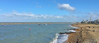 2 bedroom accommodation in Canterbury