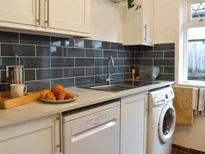 Geschirrspüler, Hochstuhl