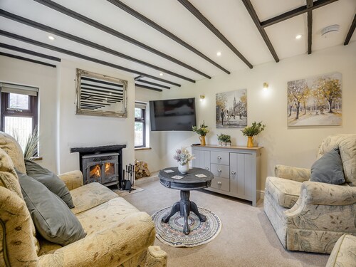 2 bedroom accommodation in Holbeach Bank, near Spalding