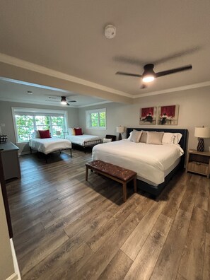4 chambres, fer et planche à repasser, Wi-Fi gratuit, draps fournis