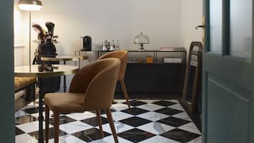 Coffee service