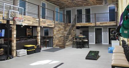 Big Group Barndominium- minutes from beautiful Lake Superior shoreline!