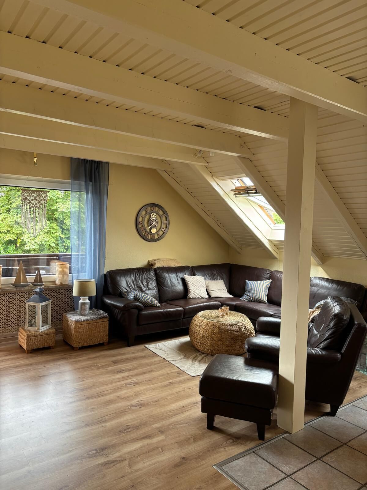 Fernseher, Kamin, DVD-Player, Tischtennisplatte