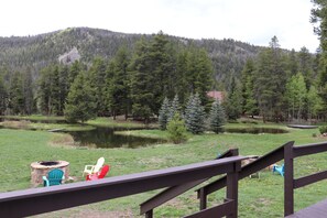 Property grounds - Unique Glamping Experience (Granby)