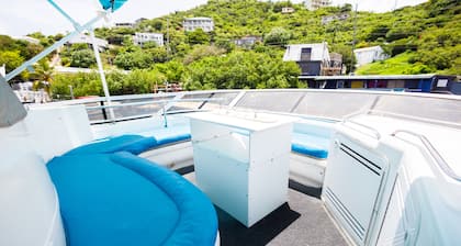 Private Luxury Yacht for up to six guests - Day or Night charters!